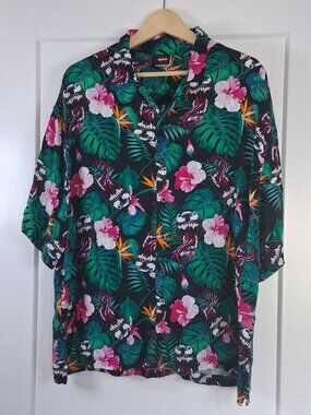Marvel Venom Mens XL Rayon Hawaiian Shirt Tropical Floral AOP Camp Collar Aloha